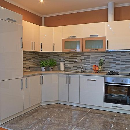 Holiday House Lana 오토칵 외부 사진