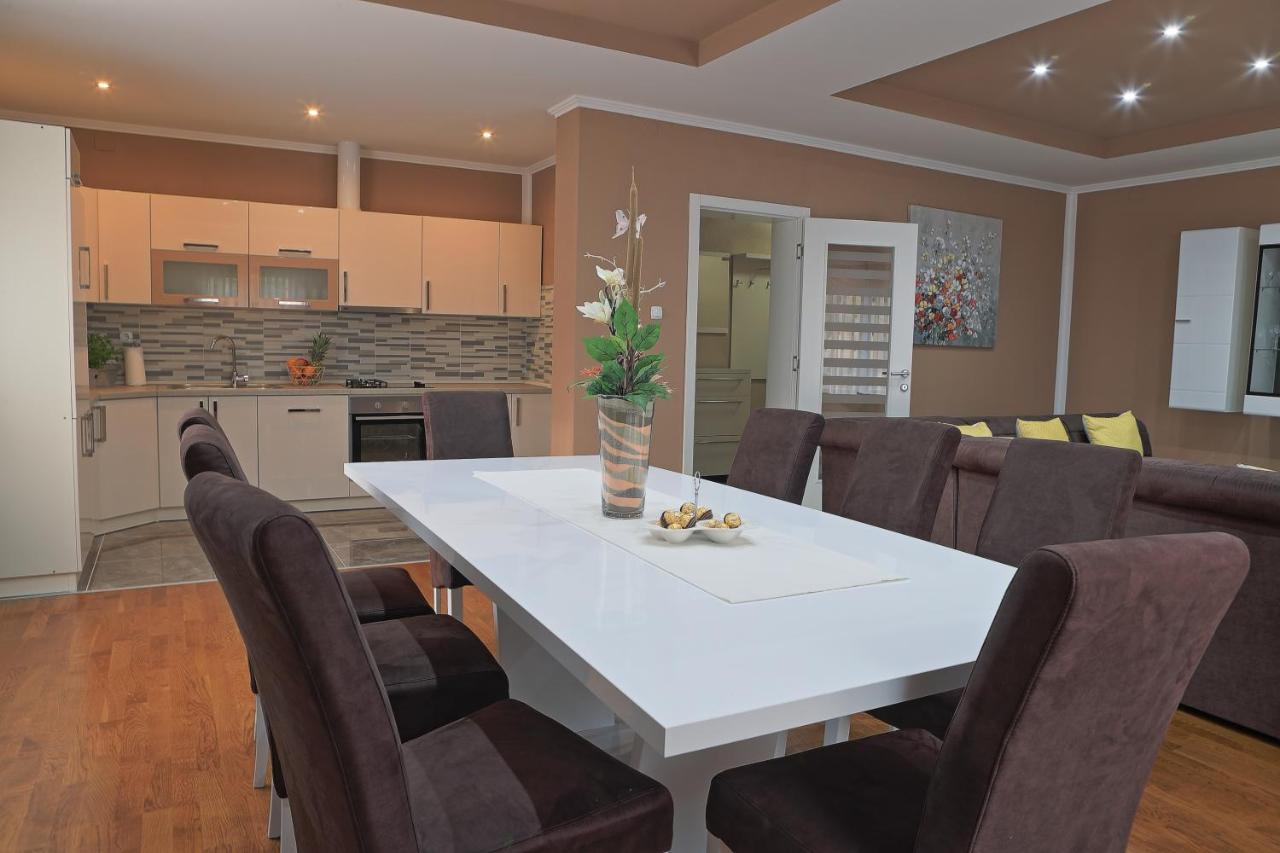Holiday House Lana 오토칵 외부 사진